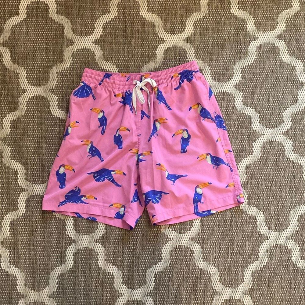 Chubbies men’s swim shorts The Toucan do it shorts size large 7 inseam